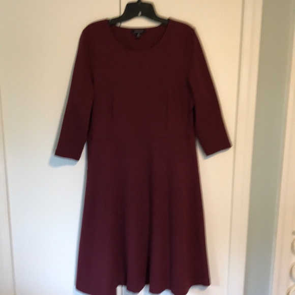 Women’s 3/4 sleeve Ponte Flounce dress, Lands End size 10-12 - Picture 3 of 5